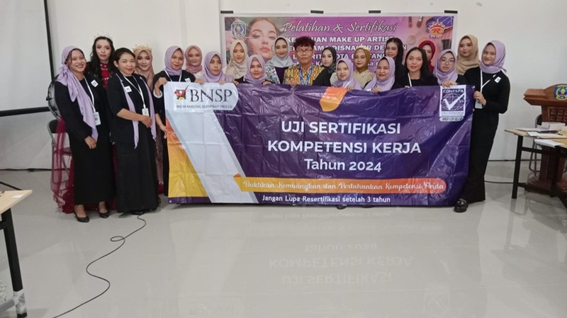 Peserta Uji Sertifikasi Kompetensi Kerja 2024 di LPK Rita